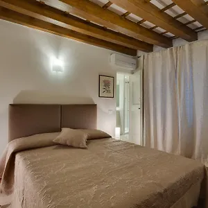 - Vigna Nuova Alberti Apartment